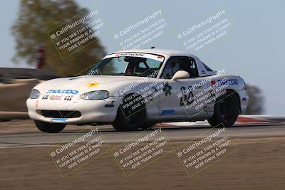 media/Oct-26-2025-CalClub SCCA (Sun) [[8ce1e69566]]/Group 5/Grapevine/